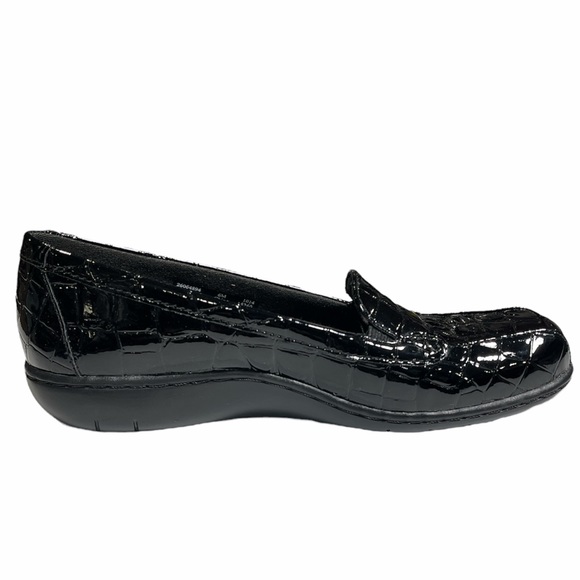 Clarks Collection Leather Slip-on Loafers - Bayou  6M  0488 - Picture 9 of 14